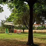 CHEZ BARNIE favoloso appartamento privato in villa a 800mt INGRESSO FIERA RIMINI Appartamento Rimini