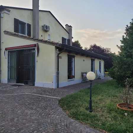Appartamento CHEZ BARNIE favoloso appartamento privato in villa a 800mt INGRESSO FIERA RIMINI