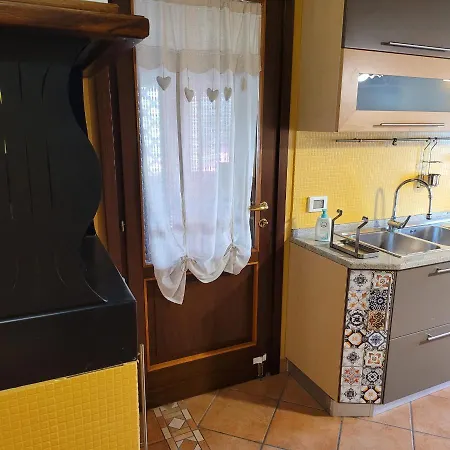 Апартаменты Chez Barnie Favoloso Privato In A 800mt Ingresso Fiera *