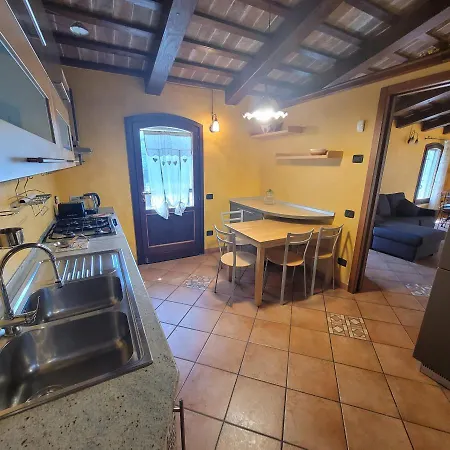 Chez Barnie Favoloso Privato In A 800mt Ingresso Fiera Апартаменты