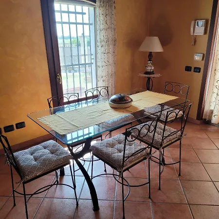 Chez Barnie Favoloso Privato In A 800mt Ingresso Fiera Apartman